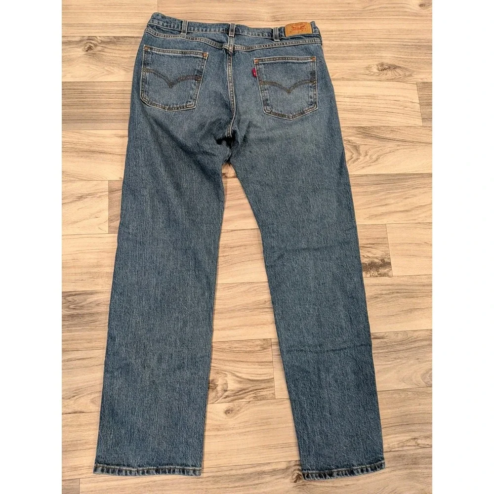 Levi's 557 Men's Jeans 34x32 Blue Denim Straight Leg 10